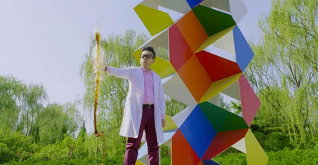 盛开的火焰如玫瑰----品读UHD/HDR短片《探梦实验室》的影像故事 盛开的火焰如玫瑰----品读UHD/HDR短片《探梦实验室》的影像故事